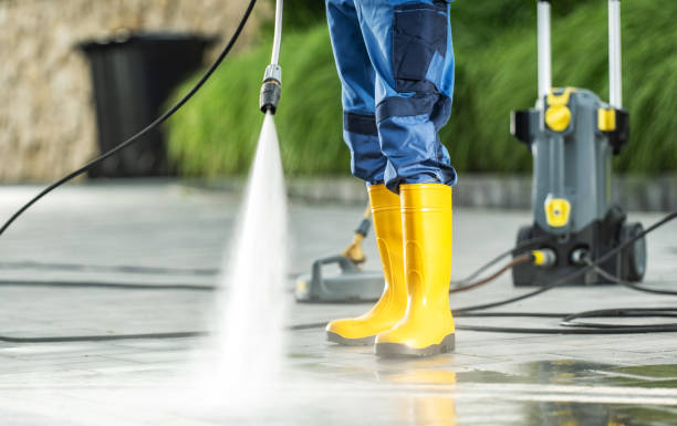 Best Garage Pressure Washing  in Carlisle, PA